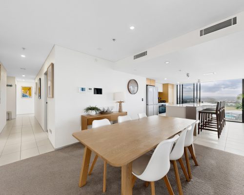 02_unit_2084_2_14_the_esplanade_burleigh_heads_qld_4220