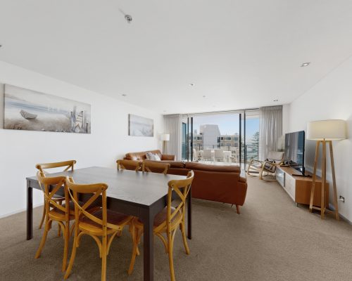 11_unit_2083_2_14_the_esplanade_burleigh_heads_qld_4220