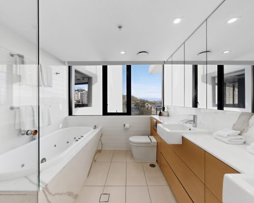 15_unit_2084_2_14_the_esplanade_burleigh_heads_qld_4220